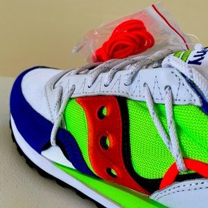 Saucony Jazz DST in White Blue